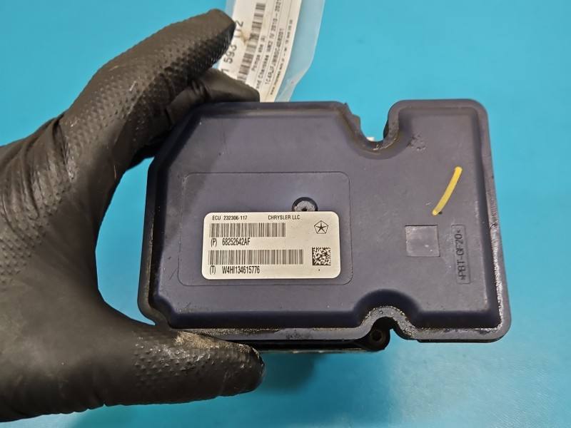 Блок керування ABS АБС Jeep Grand Cherokee 68252642AF — фото деталі 9