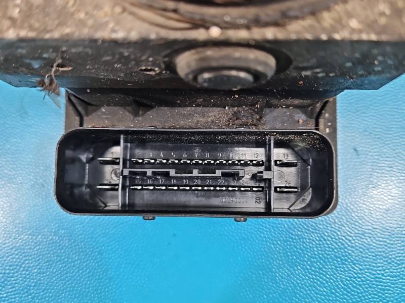 Блок керування ABS АБС Opel Zafira B 13244860 — фото деталі 4