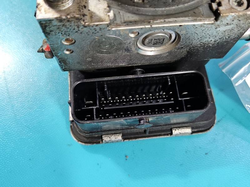 Блок керування ABS АБС Mitsubishi Eclipse 4670B151 — фото деталі 3