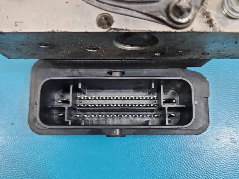 Блок керування ABS АБС Jeep Cherokee 0265956137 — фото деталі 6