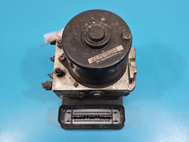 Блок керування ABS АБС Mitsubishi Grandis 4670A078 — фото деталі 4