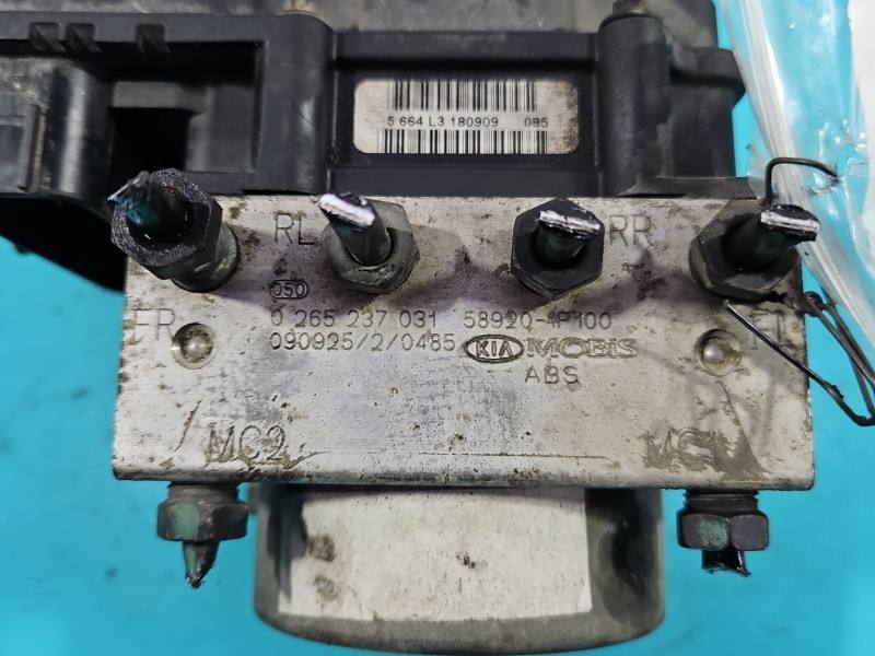 Блок керування ABS АБС Kia Venga 0265800893 — фото деталі 5