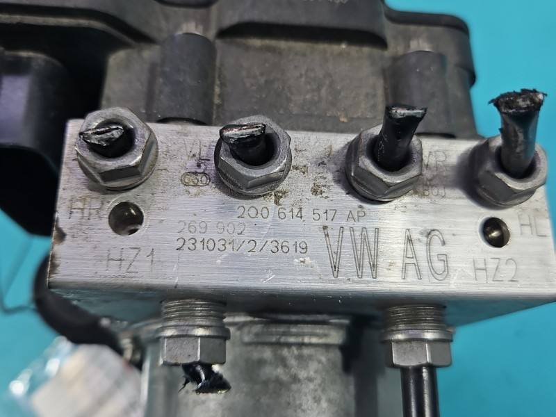 Блок керування ABS АБС Skoda Kamiq 2Q0614517AP — фото деталі 6