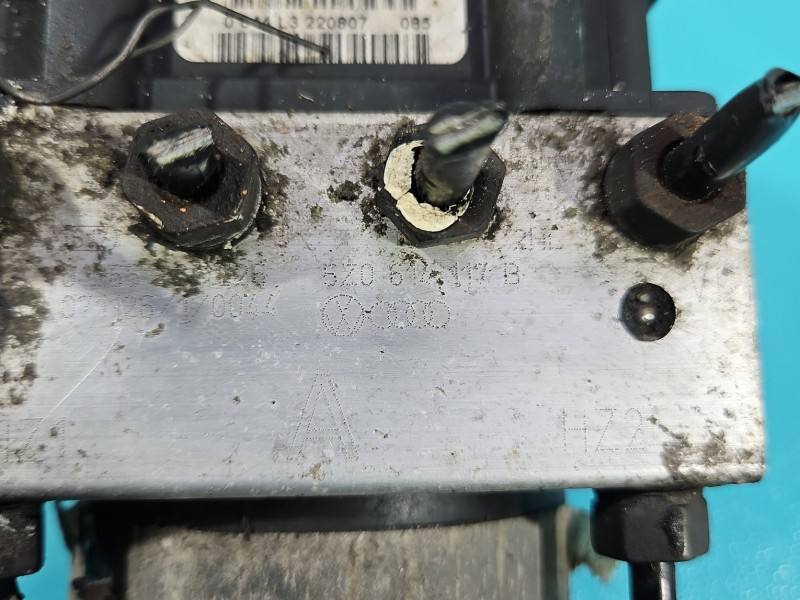 Блок керування ABS АБС Volkswagen Fox 0265800468 — фото деталі 6