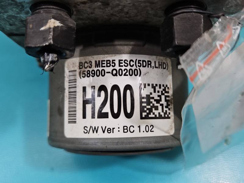 Блок керування ABS АБС Hyundai I20 58910-Q0200 — фото деталі 4