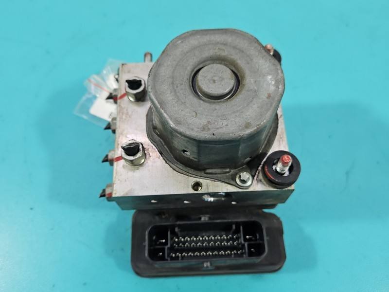 Блок керування ABS АБС Suzuki Sx4 56110-61MG0 — фото деталі 2