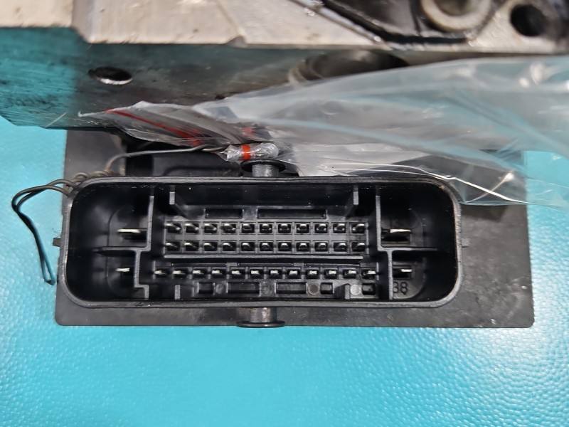 Блок керування ABS АБС Seat Ibiza 6R0614517AD — фото деталі 6