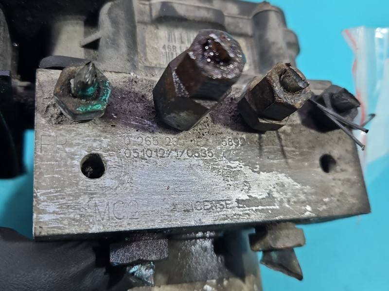 Блок керування ABS АБС Hyundai Sonata 0265234182 — фото деталі 7