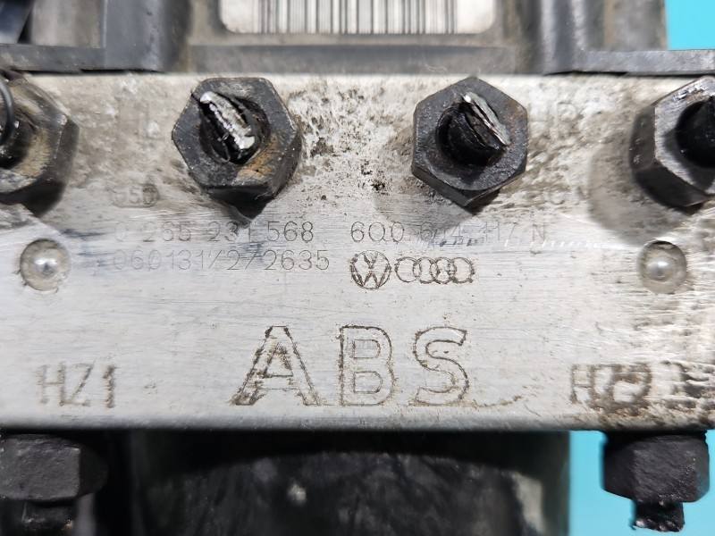 Блок керування ABS АБС Volkswagen Polo 6Q0907379AC — фото деталі 4
