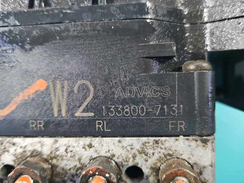 Блок керування ABS АБС Subaru Tribeca 133800-7131 — фото деталі 7
