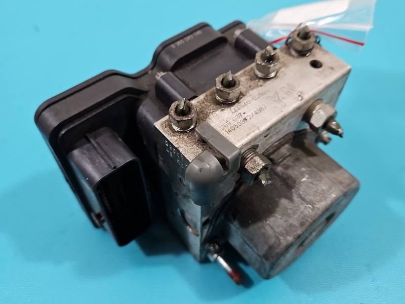 Блок керування ABS АБС Toyota Auris 44540-02500