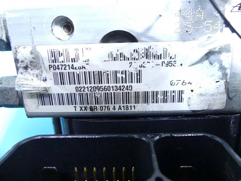 Блок керування ABS АБС Chrysler Voyager 04686704AD — фото деталі 5