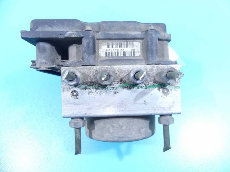 Блок керування ABS АБС Nissan Note 0265800518 — фото деталі 2
