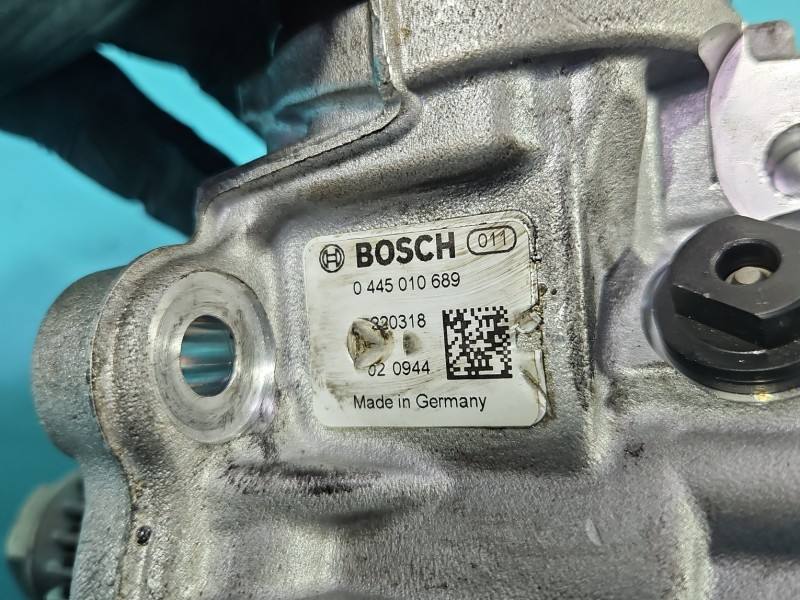 ТНВД паливний насос високого тиску Lancia Thema 0445010689 — фото деталі 6