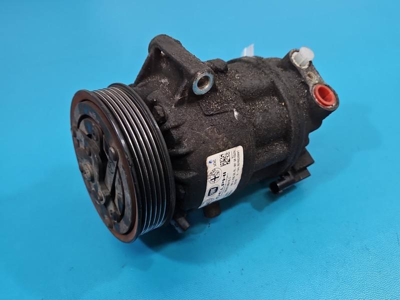 Компресор кондиціонера Alfa romeo Giulietta 50509535