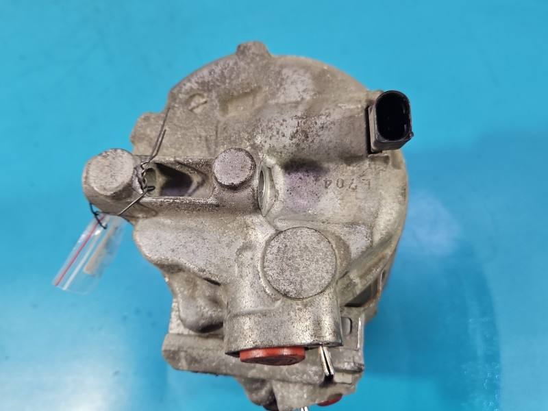 Компрессор кондиционера Seat Leon 1K0820859S — фото детали 8