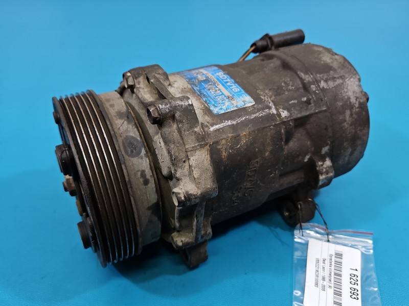 Компрессор кондиционера Seat Leon 1J0820803K