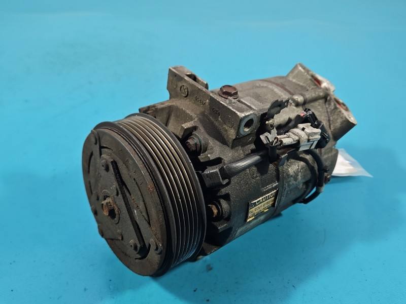 Компрессор кондиционера Renault Laguna DCS-17EC