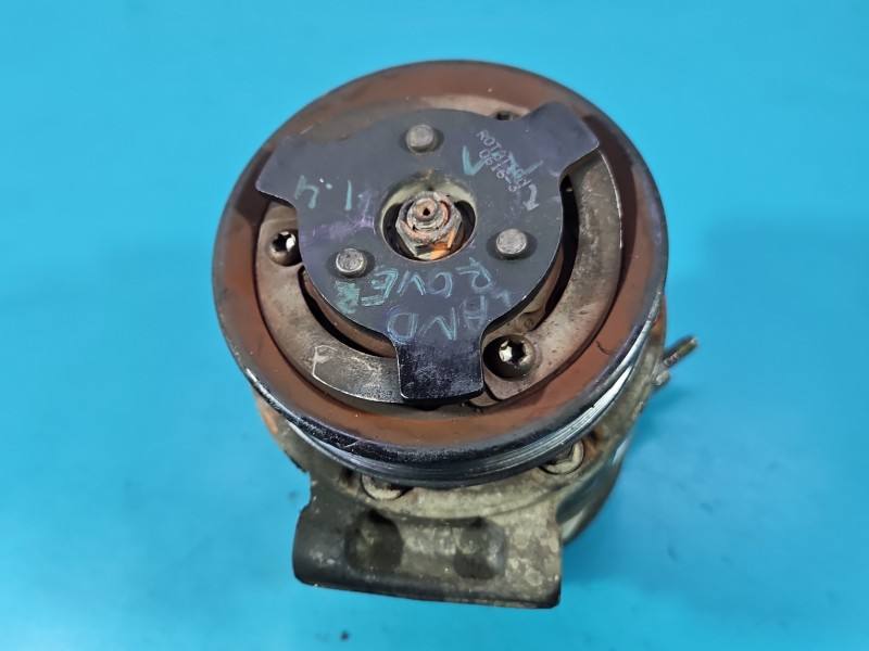 Компресор кондиціонера Land Rover Range Rover 8W83-19D629-AC — фото деталі 5