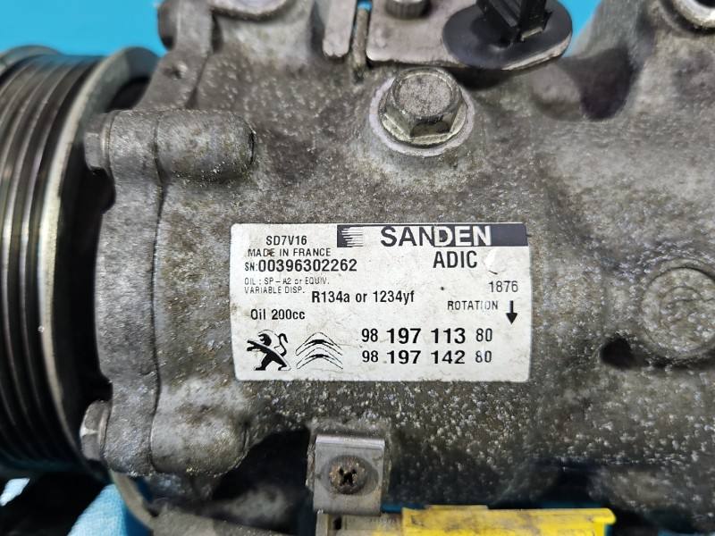 Компрессор кондиционера Opel Movano 9819714280 — фото детали 5