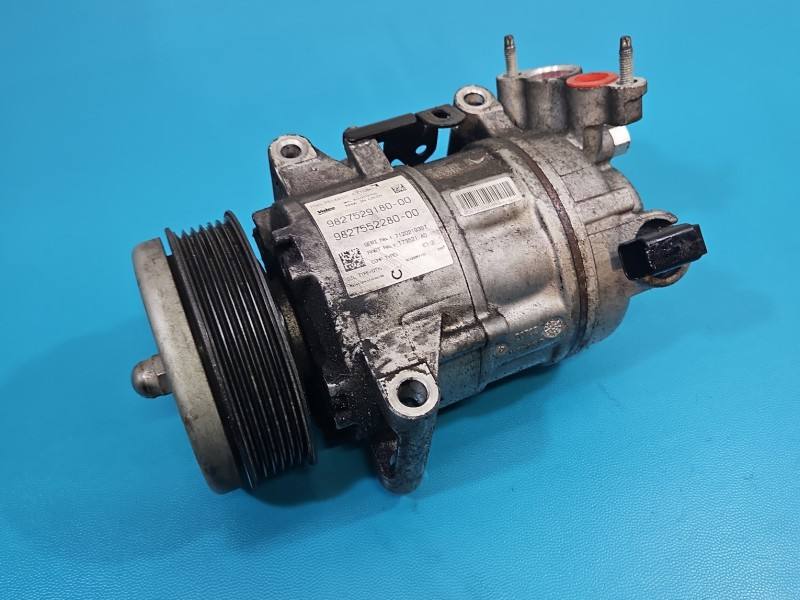 Компресор кондиціонера Opel Grandland 9827529180