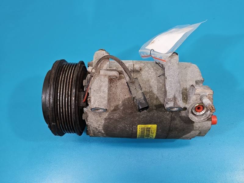 Компрессор кондиционера Ford C-Max GV61-19D629-DB — фото детали 3