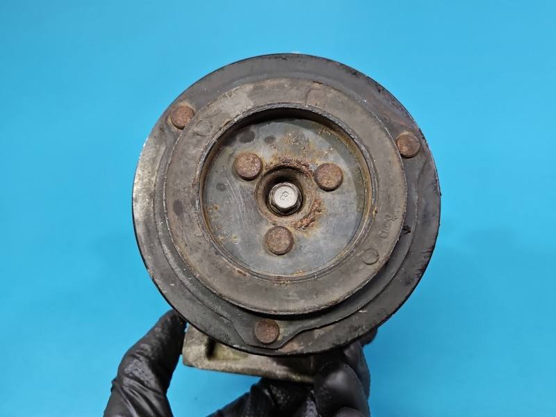 Компрессор кондиционера Ford C-Max GV61-19D629-DB — фото детали 7