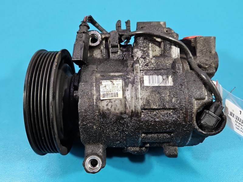 Компресор кондиціонера Audi A4 B8 8K0260805G — фото деталі 3