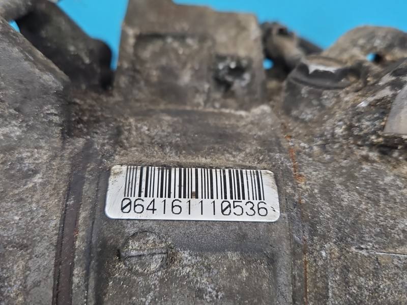Компрессор кондиционера Suzuki Grand Vitara 95201-64JB0 — фото детали 4