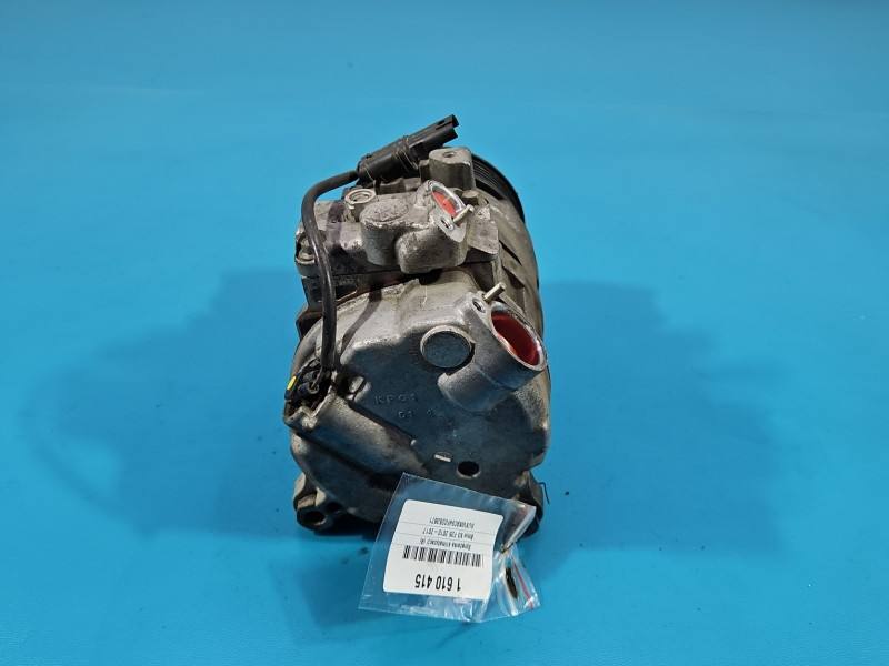 Компресор кондиціонера BMW X3 F25 9216467 — фото деталі 4