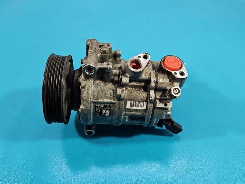 Компресор кондиціонера Audi A5 8T 4M0820803 — фото деталі 2