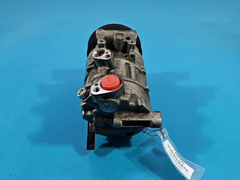Компресор кондиціонера Audi A5 8T 4M0820803 — фото деталі 5