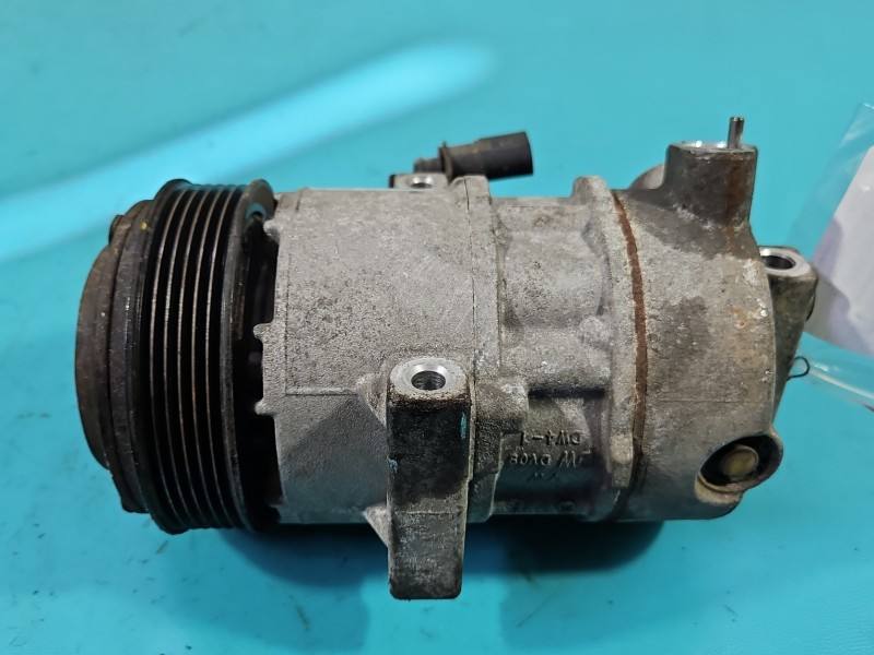 Компрессор кондиционера Skoda Citigo 1S0816803A — фото детали 3