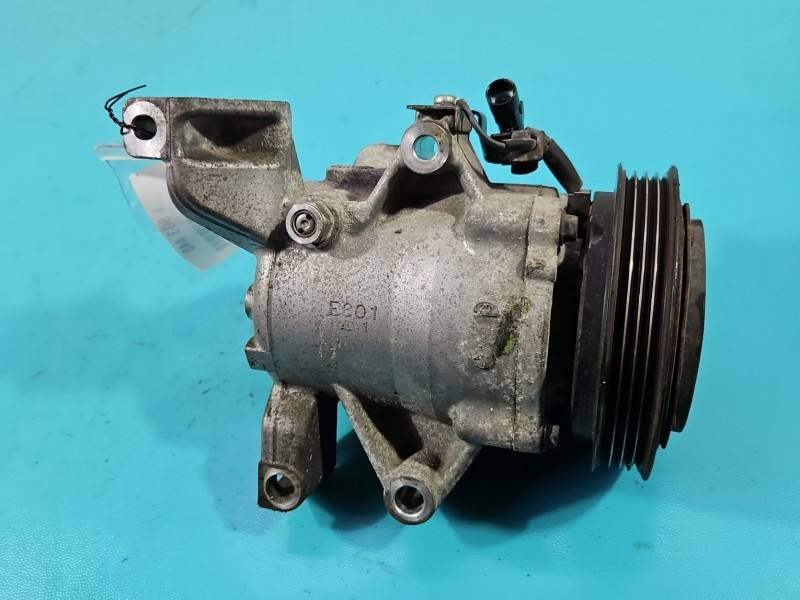 Компрессор кондиционера Suzuki Swift 95201-52R10 — фото детали 7