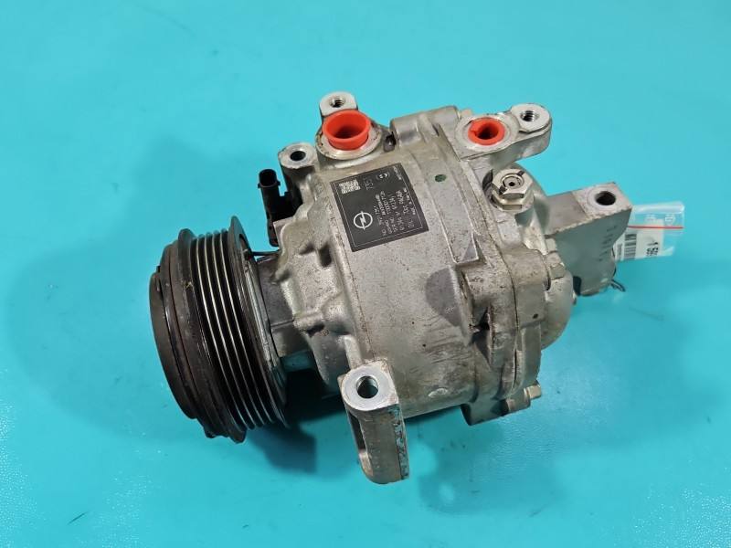 Компресор кондиціонера Opel Astra K 39217351 — фото деталі 4