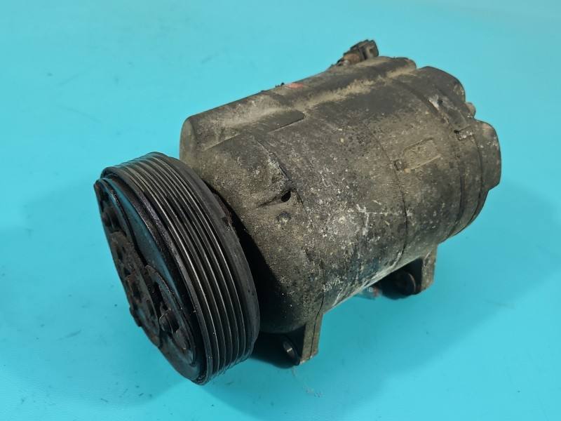 Компрессор кондиционера Audi A3 8L 1J0820803B