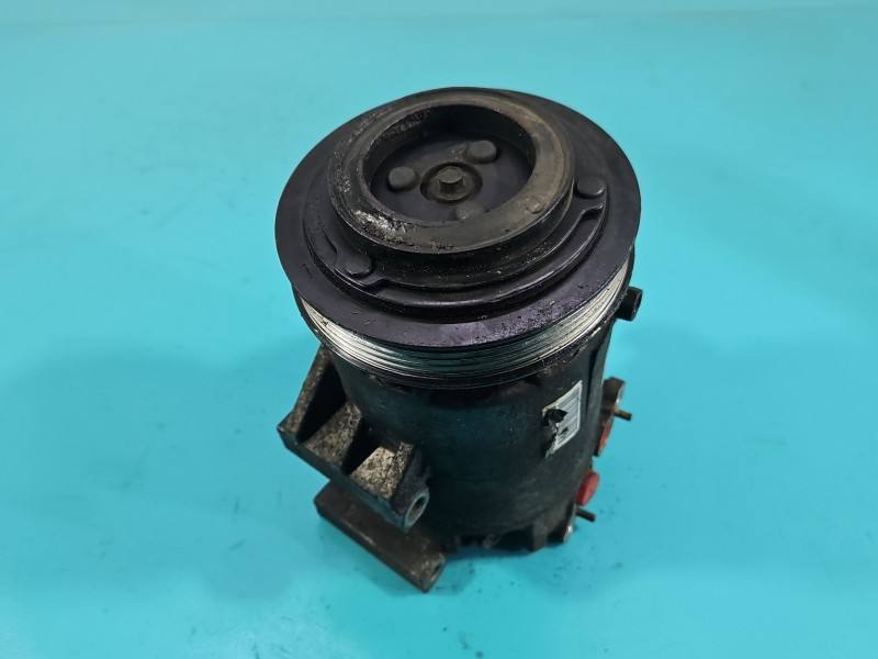 Компресор кондиціонера Kia Venga F500-FG8CA05 — фото деталі 5