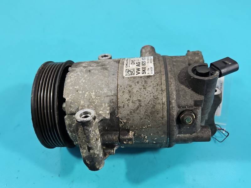Компресор кондиціонера Volkswagen Passat B7 5K0820803A — фото деталі 4