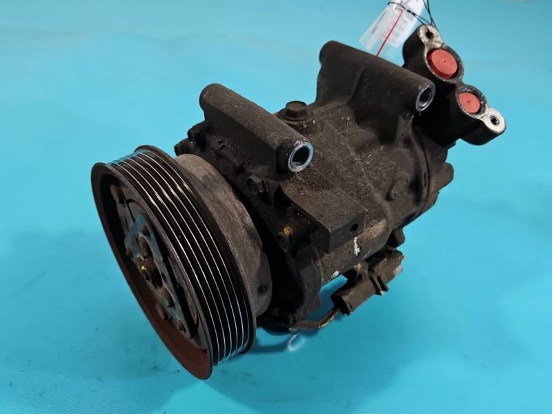Компрессор кондиционера Nissan Note 8200953359