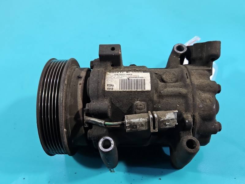 Компрессор кондиционера Nissan Note 8200953359 — фото детали 3