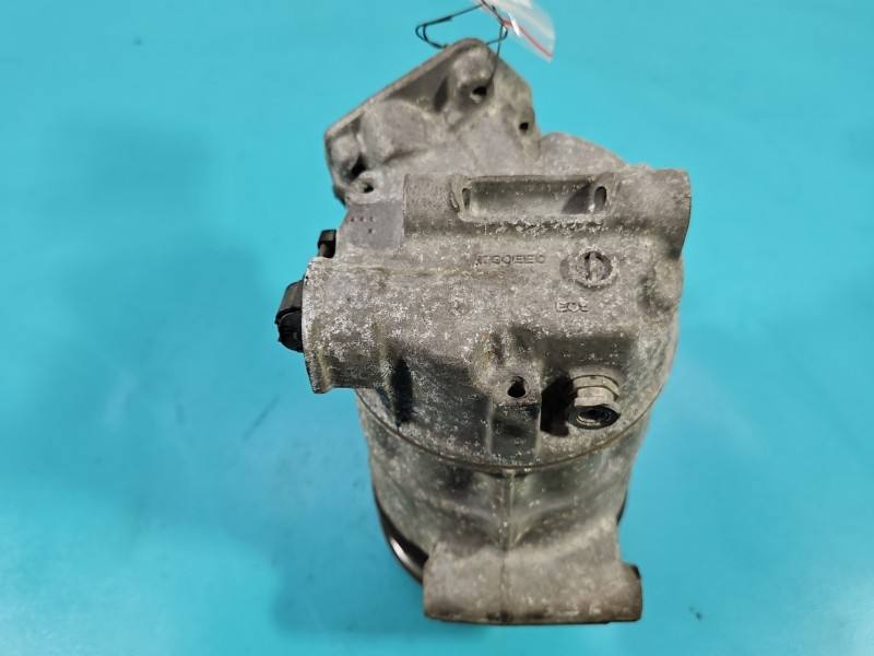 Компресор кондиціонера Renault Megane 4 926002410R — фото деталі 7