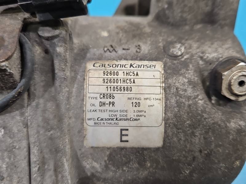 Компресор кондиціонера Nissan Micra 926001HC5A — фото деталі 4