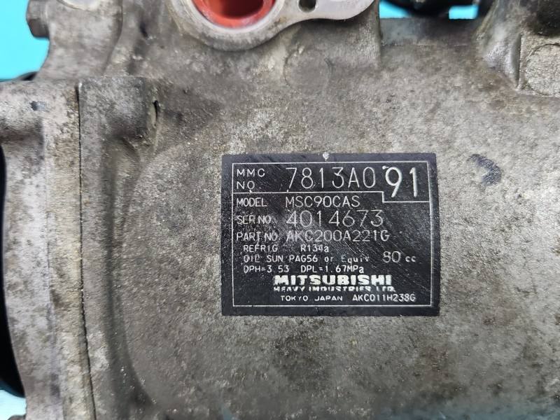 Компресор кондиціонера Citroen C-Crosser 7813A091 — фото деталі 4