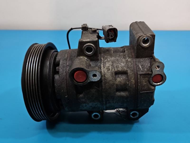 Компресор кондиціонера Mazda 6 Z0010923A — фото деталі 6
