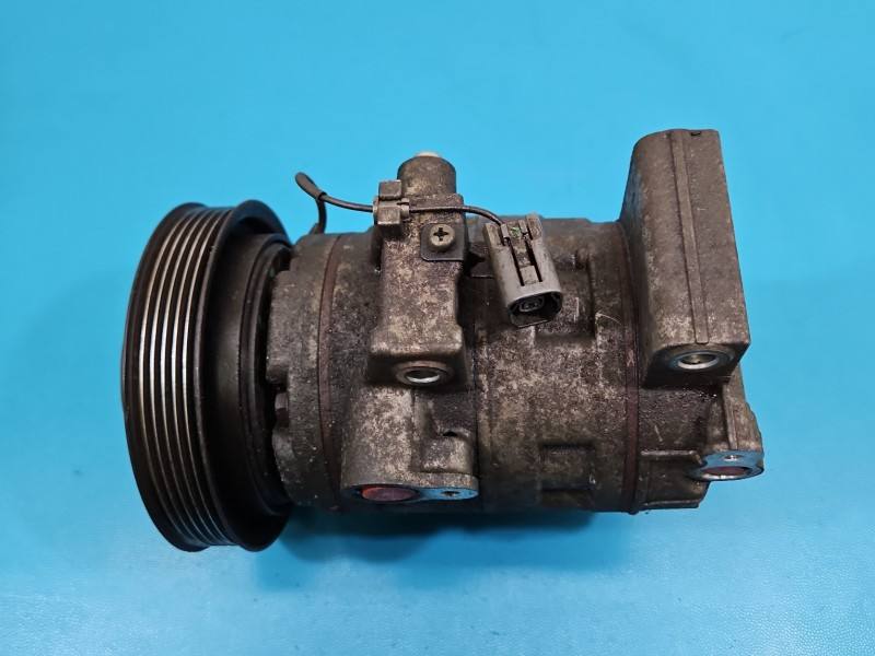Компресор кондиціонера Mazda 6 Z0010923A — фото деталі 7