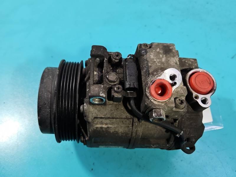 Компрессор кондиционера Mercedes C W204 A0022303411 — фото детали 2