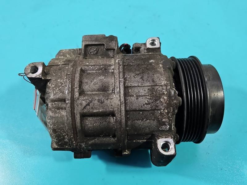 Компрессор кондиционера Mercedes C W204 A0022303411 — фото детали 7
