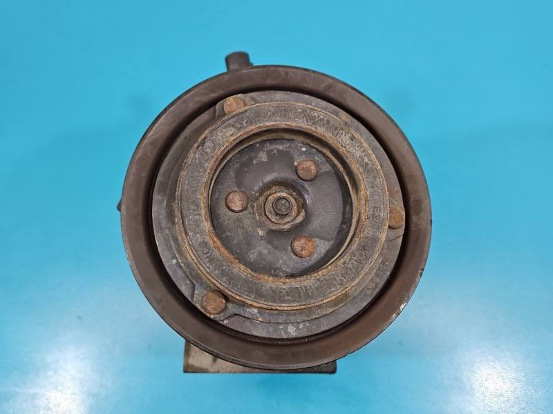 Компрессор кондиционера Hyundai Matrix F500-DE4AA-01 — фото детали 2