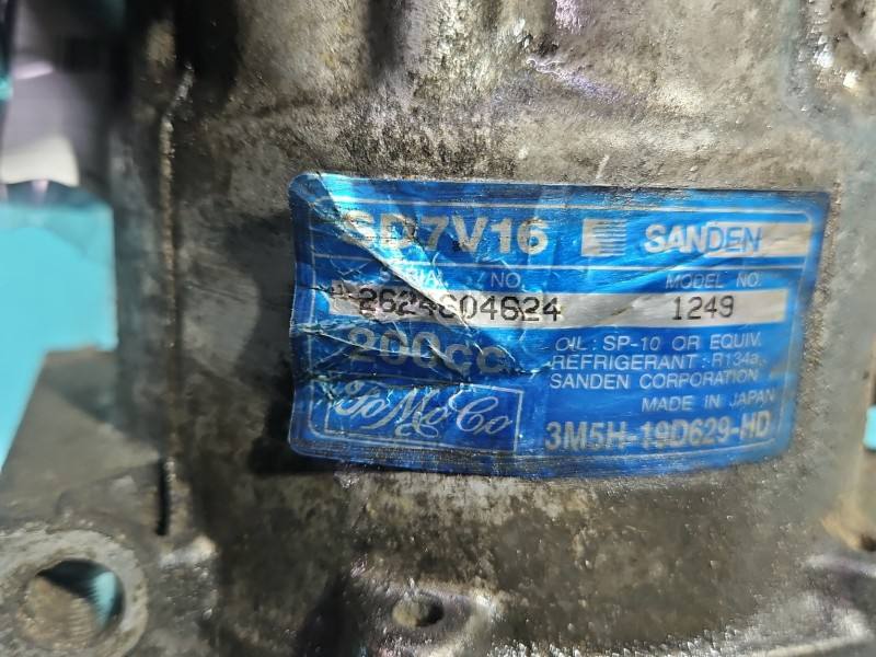 Компрессор кондиционера Volvo V50 3M5H-19D629-HD — фото детали 8