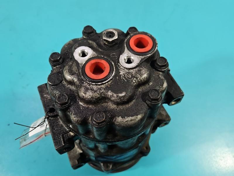 Компрессор кондиционера Volvo V50 3M5H-19D629-HD — фото детали 9
